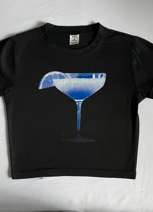 Crop Top Short Sleeve/ Baby Tees Vintage print, brand: Vintage Dressing, condizioni: Ottime, taglia: XS / IT 38 / EU 34, €2.22, €3.03 include la Protezione acquisti