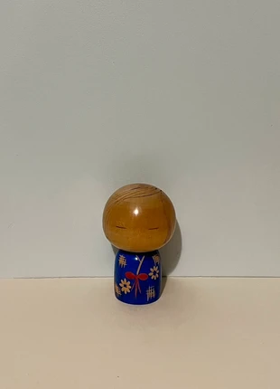 Vintage Japanese Kokeshi Doll, brand: Kokeshi, condizioni: Nuovo senza cartellino, taglia: Prematuri, fino a 44 cm, €36.00, €38.50 include la Protezione acquisti