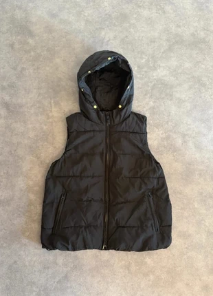 Gilet sans manches noir GAP matelassé S femme capuche zippée #VM12, brand: GAP, condition: Very good, size: S / 36 / 8, €12.00, €13.30 includes Buyer Protection