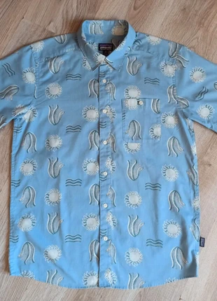 Chemisette couleur bleu ciel à motifs pastels Patagonia, brand: Patagonia, condizioni: Ottime, taglia: M, €79.99, €84.69 include la Protezione acquisti Pro