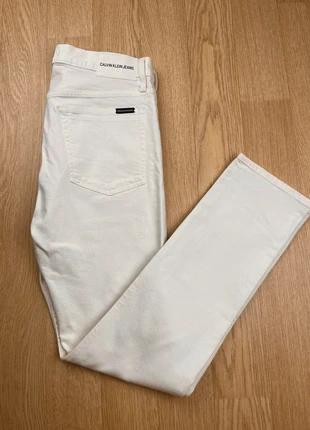 Jeans cavin Klein blanc| taille W32 L32 taille française 42| neuf sans étiquette, marque: Calvin Klein Jeans, état: Neuf sans étiquette, taille: M, 40,00 €, 42,70 € Protection acheteurs incluse