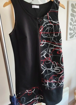 Robe sans manches Cache Cache noire imprimé graphique, marque: Cache Cache, état: Très bon état, taille: M / 38 / 10, 4,00 €, 4,90 € Protection acheteurs incluse