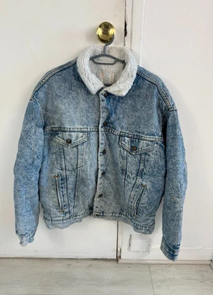 Veste Levi’s Sherpa bleu clair, brand: Levi's, condition: Very good, size: S, €29.90, €32.10 includes Buyer Protection Pro