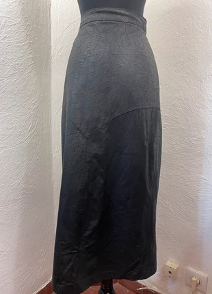 Jupe en cuir vintage, brand: Vintage Dressing, condizioni: Ottime, taglia: S / IT 40 / EU 36, €35.00, €37.45 include la Protezione acquisti