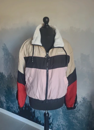 Veste Bershka doublée L, marque: Bershka, état: Très bon état, taille: L / 40 / 12, 12,00 €, 13,30 € Protection acheteurs incluse