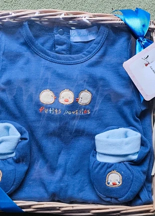 Coffret bébé garçon 6 mois, merk: Les bébés d'Elyséa, staat: Nieuw met prijskaartje, maat: 6-9 maanden / 68 cm, € 10,00, € 11,20 inclusief Kopersbescherming
