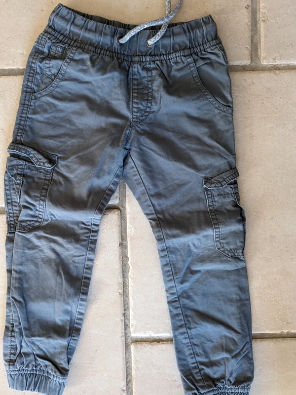 Pantalon gris garçon 4 ans 1