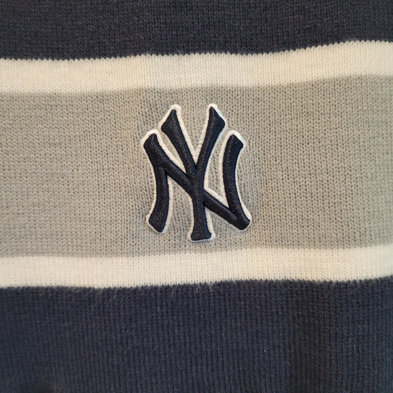 Yankees scarf 2