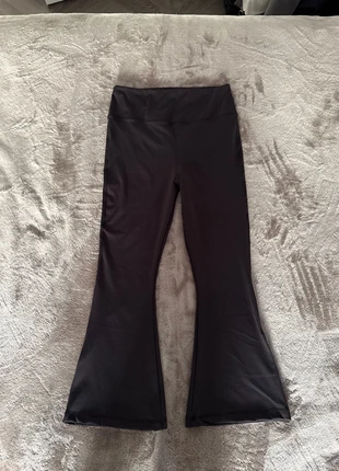 Legging Alo yoga, marke: Alo Yoga, zustand: Sehr gut, größe: L / 40 / 12, 40,00 €, 42,70 € inklusive Vinted-Käuferschutz