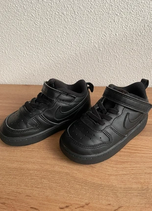 Sneakers Nike enfant, marca: Nike, estado: Muito bom, tamanho: 23, €12.00, €13.30 inclui Proteção do Comprador