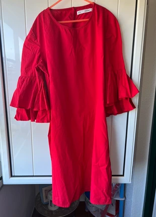 Vestido Fresco de tecido e manga folho , marque: Sfera, état: Très bon état, taille: M / 38 / 10, 8,00 €, 9,10 € Protection acheteurs incluse