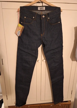 Jean Naked and Famois super guy selvedge, marque: Naked & Famous Denim, état: Neuf avec étiquette, taille: W29 | FR 38, 90,00 €, 95,20 € Protection acheteurs incluse
