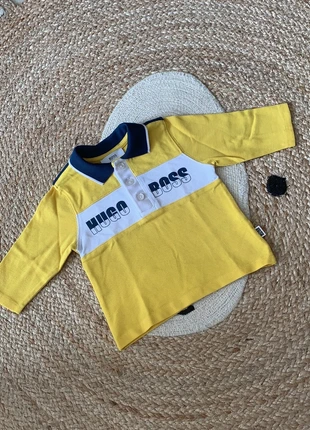 Polo Hugo Boss Bébé 6 mois , marque: Hugo Boss, état: Neuf sans étiquette, taille: 3-6 mois / 62 cm, 20,00 €, 21,70 € Protection acheteurs incluse
