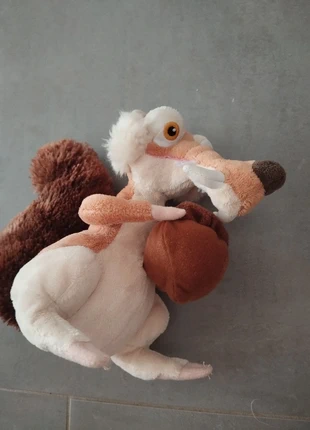 Peluche scrat âge de glace, merk: Peluche, staat: Goed, maat: Universeel, € 2,00, € 2,80 inclusief Kopersbescherming