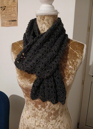 Echarpe grise foncé, marca: sansnom., estado: Muy bueno, 6,00 €, 7,00 € Protección al comprador incluida