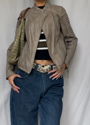 Vintage Motorcycle Brown Leather Jacket with Quilted Shoulder Detailing (#687), marca: Gipsy, estado: Muito bom, tamanho: M / 38 / 10, €45.00, €47.95 inclui Proteção do Comprador Pro