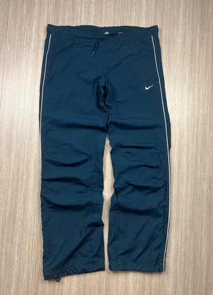 Track Pant Nike Solo Swoosh Jogging Parachute Baggy Rétro Vintage 90s Y2K - Marine / Blanc, marque: Nike, état: Très bon état, taille: XL / 42 / 14, 29,90 €, 32,10 € Protection acheteurs incluse