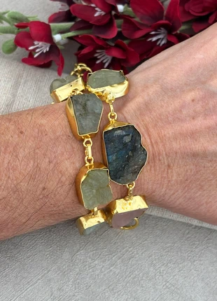 Superbe bracelets combo multi pierres brutes, état: Très bon état, 20,00 €, 21,70 € Protection acheteurs (Pro) incluse