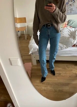 Weekday rowe broek 26x34 lange broek, merk: Weekday, staat: Heel goed, maat: XS / 34 / 6, € 17,50, € 19,08 inclusief Kopersbescherming