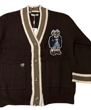 🧥 Casaco Cardigã Vintage com Aplicação de Urso, marca: Vintage Dressing, estado: Nuevo con etiquetas, tamaño: Talla única, 35,00 €, 37,45 € Protección al comprador incluida