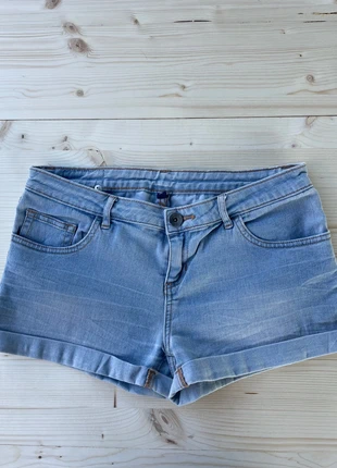 Mini short bleu, marke: Kiabi, zustand: Sehr gut, größe: M / 38 / 10, 6,00 €, 7,00 € inklusive Vinted-Käuferschutz
