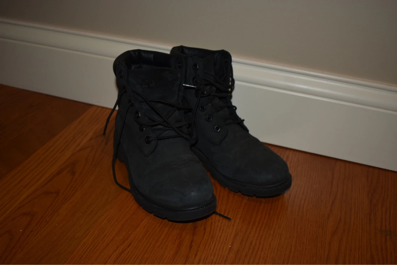 Black womens timberland boots Vinted