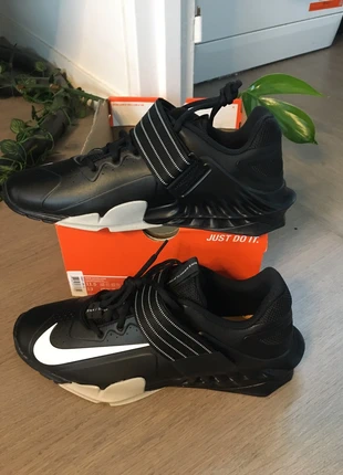 Nike Savaleos neuves 45, brand: Nike, condition: New with tags, size: 45, €78.00, €82.60 includes Buyer Protection