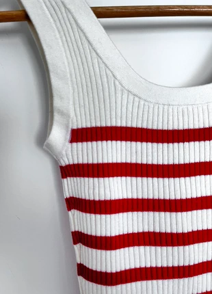 Top rayé rouge et blanc, marca: H&M, estado: Nuevo sin etiquetas, tamaño: XXS / 32 / 4, 12,00 €, 13,30 € Protección al comprador incluida