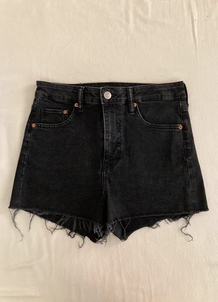 Pantaloncini jeans neri , état: Très bon état, taille: M / 38 / 10, 5,00 €, 5,95 € Protection acheteurs incluse