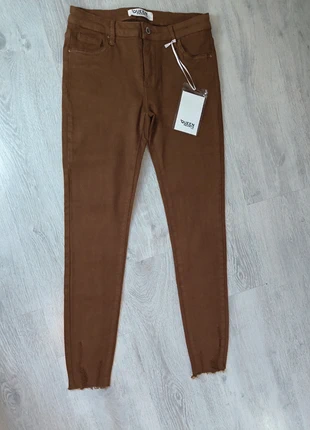 Pantalon marron neuf skinny M 38, marke: Queen Hearts, zustand: Neu, mit Etikett, größe: M / 38 / 10, 5,00 €, 5,95 € inklusive Vinted-Käuferschutz