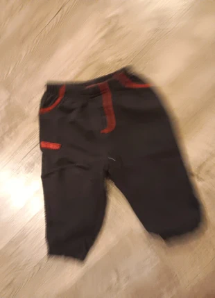 Jogging, marca: Rien, estado: Bom, tamanho: 6-9 meses / 68 cm, €1.00, €1.75 inclui Proteção do Comprador