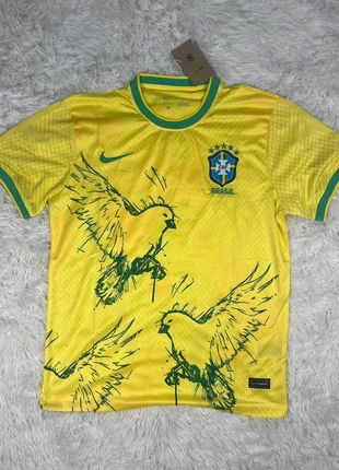 Maillot Brésil Jaune Oiseaux, brand: Nike, condition: Very good, size: L, €21.90, €23.70 includes Buyer Protection