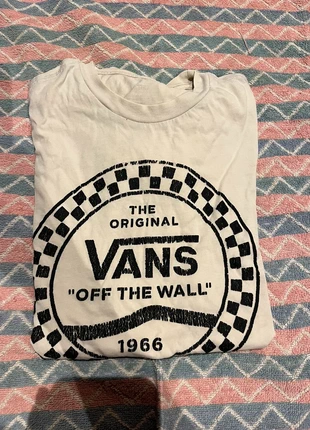 T-Shirt Vans, brand: Vans, condition: Good, size: XS, €2.00, €2.80 includes Buyer Protection
