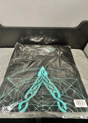 T-shirt, merk: DIFUZED, staat: Nieuw met prijskaartje, maat: S, € 10,00, € 11,20 inclusief Kopersbescherming