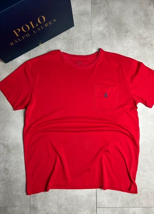 T-shirt rouge Ralph Lauren manches courtes col rond logo bleu marine sur poche taille M homme, brand: Ralph Lauren, condizioni: Ottime, taglia: M, €13.90, €15.30 include la Protezione acquisti