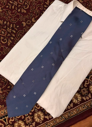 Cravate bleue à petit carreaux homme vintage, marca: Vintage Dressing, estado: Muito bom, €5.00, €5.95 inclui Proteção do Comprador Pro