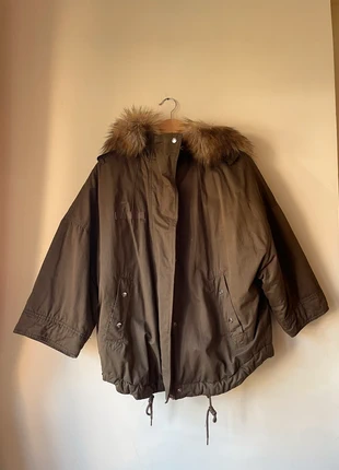 Parka Bershka, marque: Bershka, état: Très bon état, taille: M / 38 / 10, 39,90 €, 42,60 € Protection acheteurs incluse