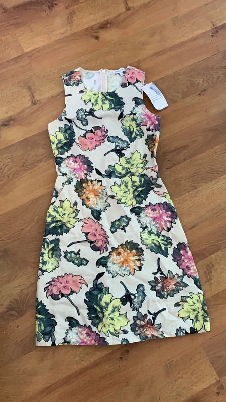 Warehouse dress floral - Vinted