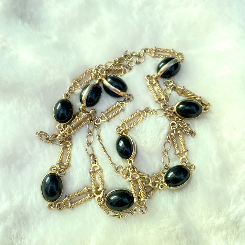 1970 Vintage Gold and Black Bead Chain Style Necklace (u2) 5