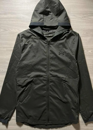Veste Under Armour / vert logo noir / taille S, brand: Under Armour, condition: Very good, size: S, €30.00, €32.20 includes Buyer Protection
