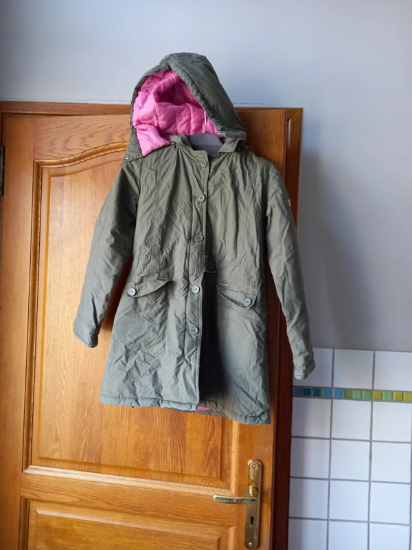 Tissaia manteau à capuche kaki taille 10 ans - Vinted