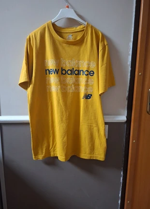new balance maglietta, marke: New Balance, zustand: Sehr gut, größe: L, 8,00 €, 9,10 € inklusive Vinted-Käuferschutz