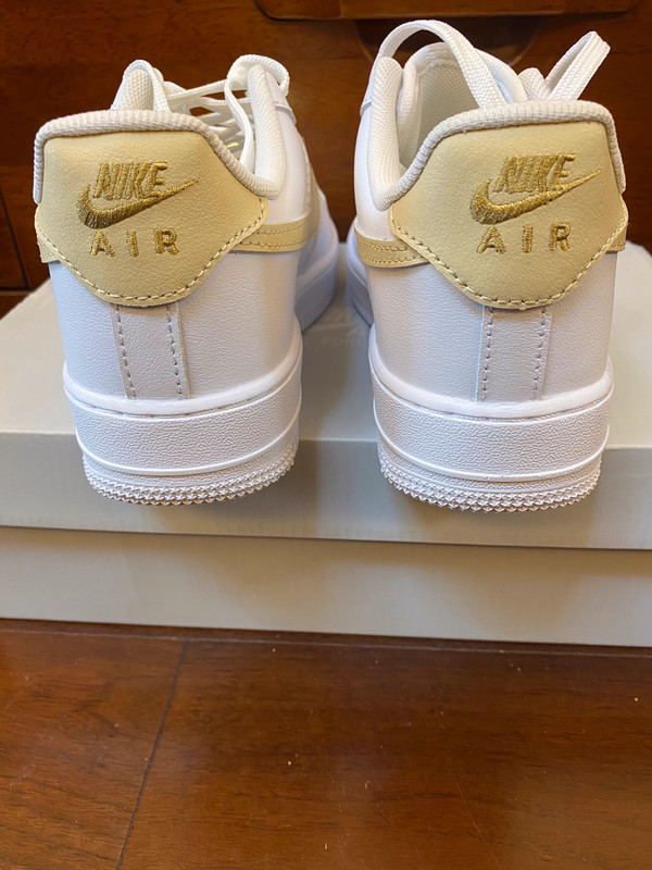 Air Force Blanc Jaune 37 5 metres Vinted