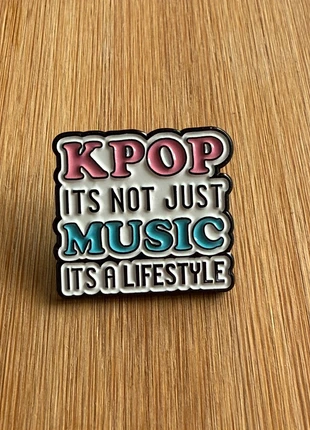 Kpop pin badge, brand: NO LABEL, condition: New without tags, £3.00, £3.85 includes Buyer Protection