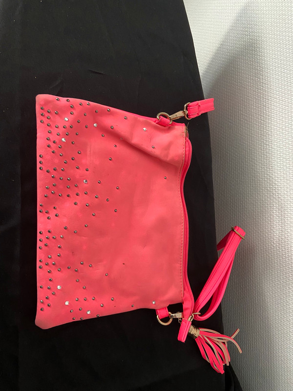 Pochette rose et strass - Vinted