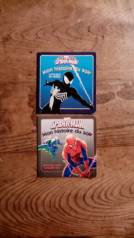 Livre et masque Spider-man – La brocante à My