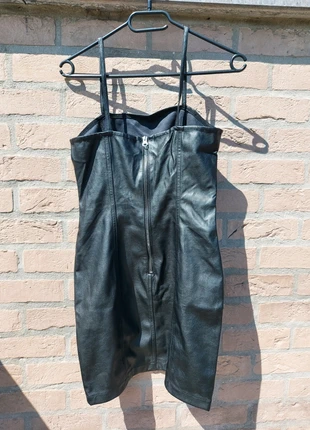 Y2K Zwarte Faux Leather Bodycon Jurk, merk: H&M Divided, staat: Heel goed, maat: XS / 34 / 6, € 7,50, € 8,58 inclusief Kopersbescherming