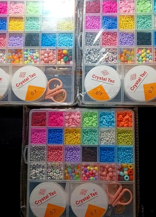 Lot de 3 kits de perles complet, merk: KIT, staat: Nieuw met prijskaartje, maat: Universeel, € 17,00, € 18,55 inclusief Kopersbescherming