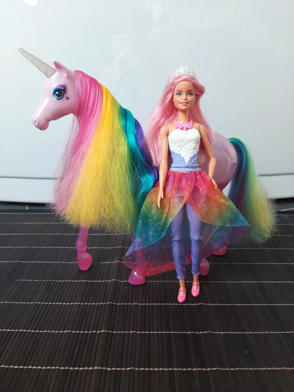 Barbie et sa licorne