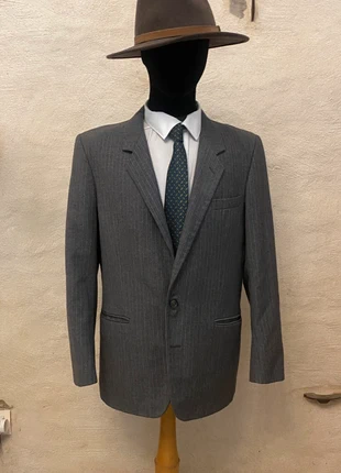 Blazer pinstripe 45% laine, marca: Bespoke, estado: Muy bueno, tamaño: M, 30,00 €, 32,20 € Protección al comprador Pro incluida